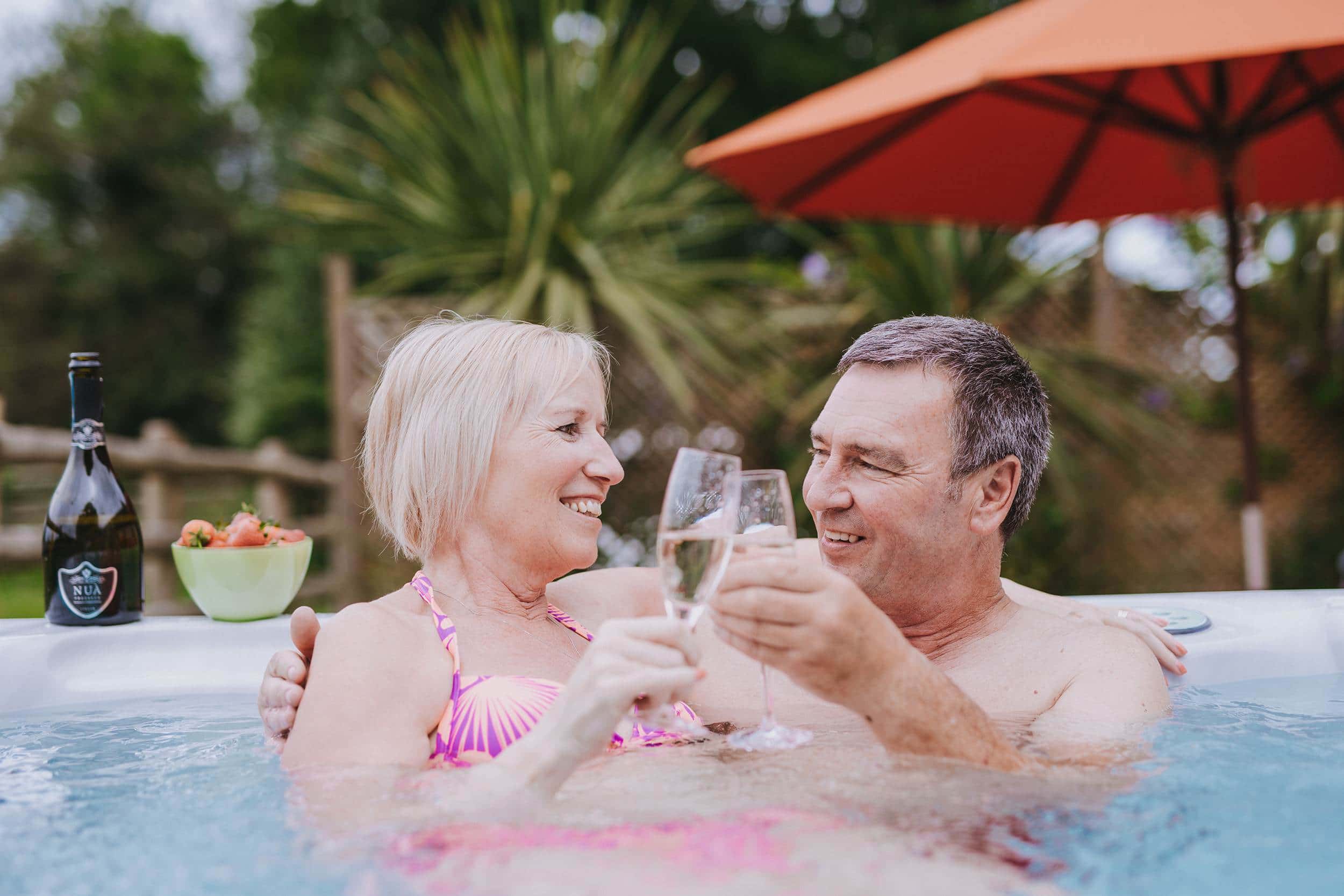 Holidays in devon with hot-tubs Hot Tub Holidays in Devon