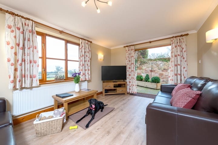 Coaching-house-living-room